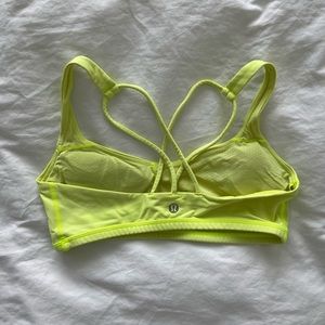 Lululemon Free to Be Bra